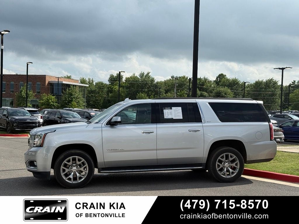 2019 GMC Yukon XL SLT - 4WD / CLEAN CARFAX / SUNROOF