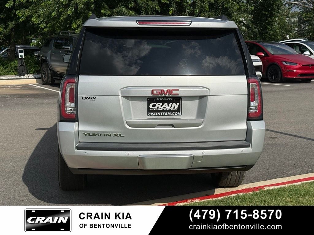 2019 GMC Yukon XL SLT - 4WD / CLEAN CARFAX / SUNROOF