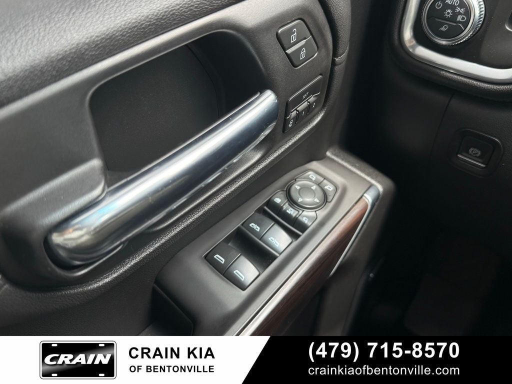 2020 GMC Sierra 3500HD SLT - 4WD / CLEAN CARFAX