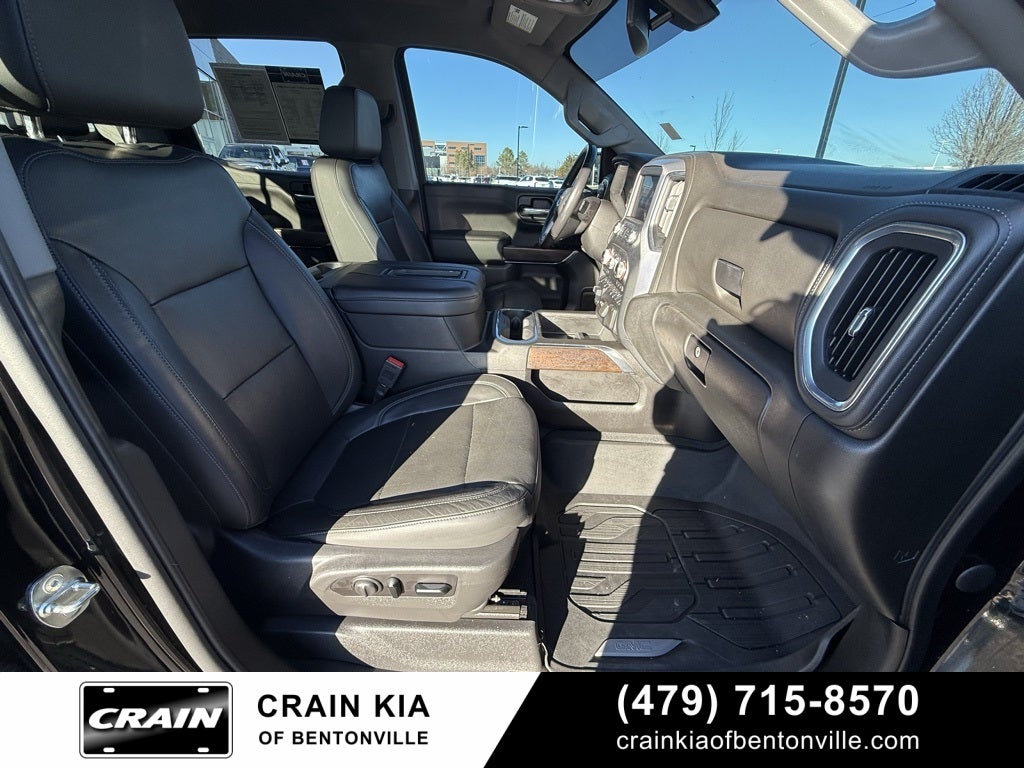 2020 GMC Sierra 1500 SLT - 4WD / CLEAN CARFAX