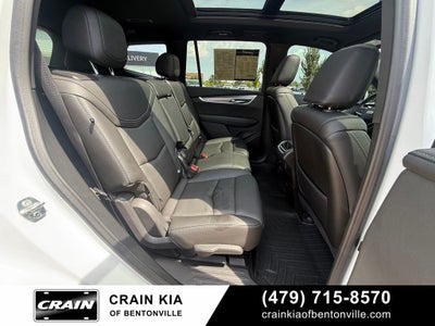 2024 Cadillac XT6 Luxury - AWD / PANORAMIC SUNROOF / CLEAN CARFAX