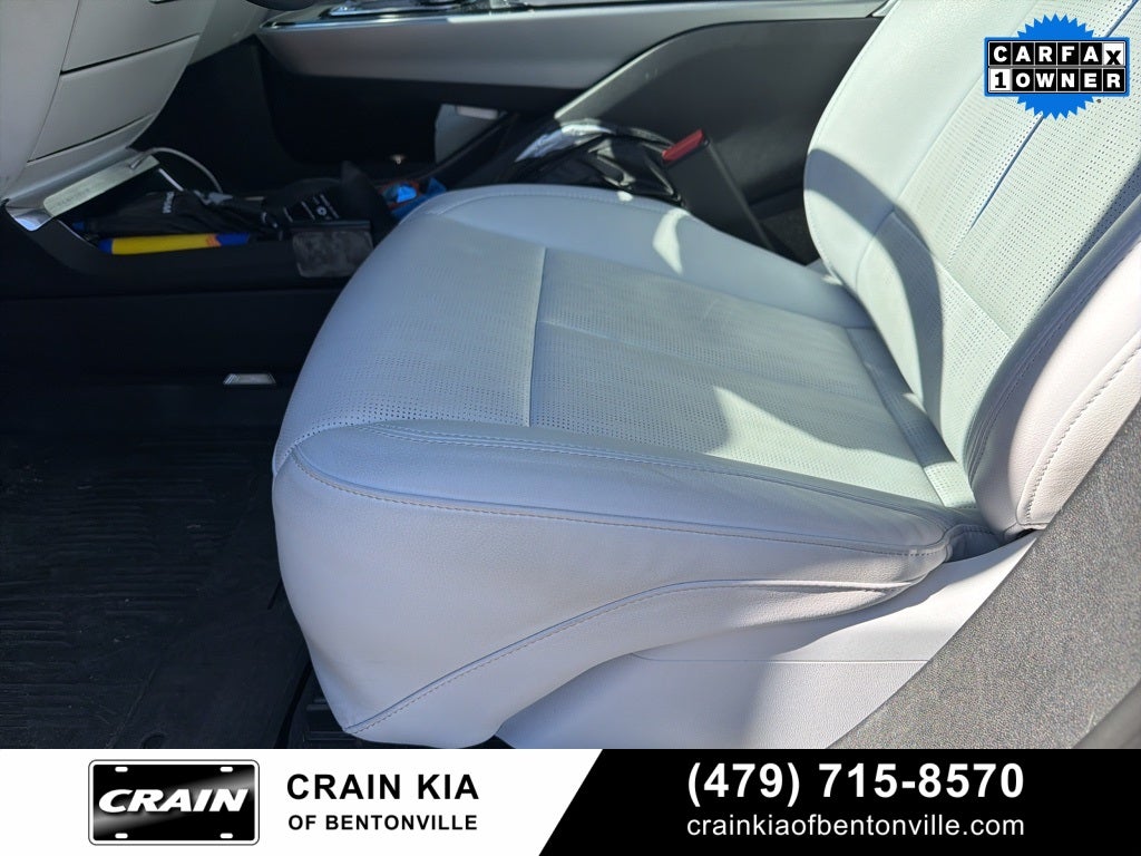 2024 Cadillac LYRIQ Sport - AWD / PANORAMIC SUNROOF / ONE OWNER