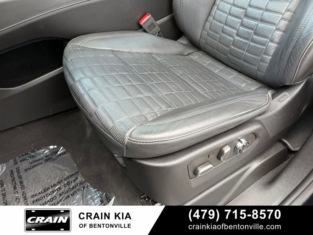 2023 Cadillac Escalade Premium Luxury Platinum - AWD / SUNROOF / CARFAX ONE OWNER
