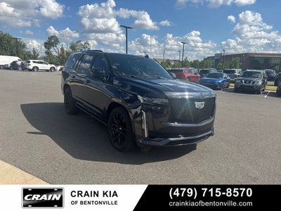 2023 Cadillac Escalade Sport Platinum Onyx - 4WD / PANORAMIC SUNROOF / CLEAN CARFAX