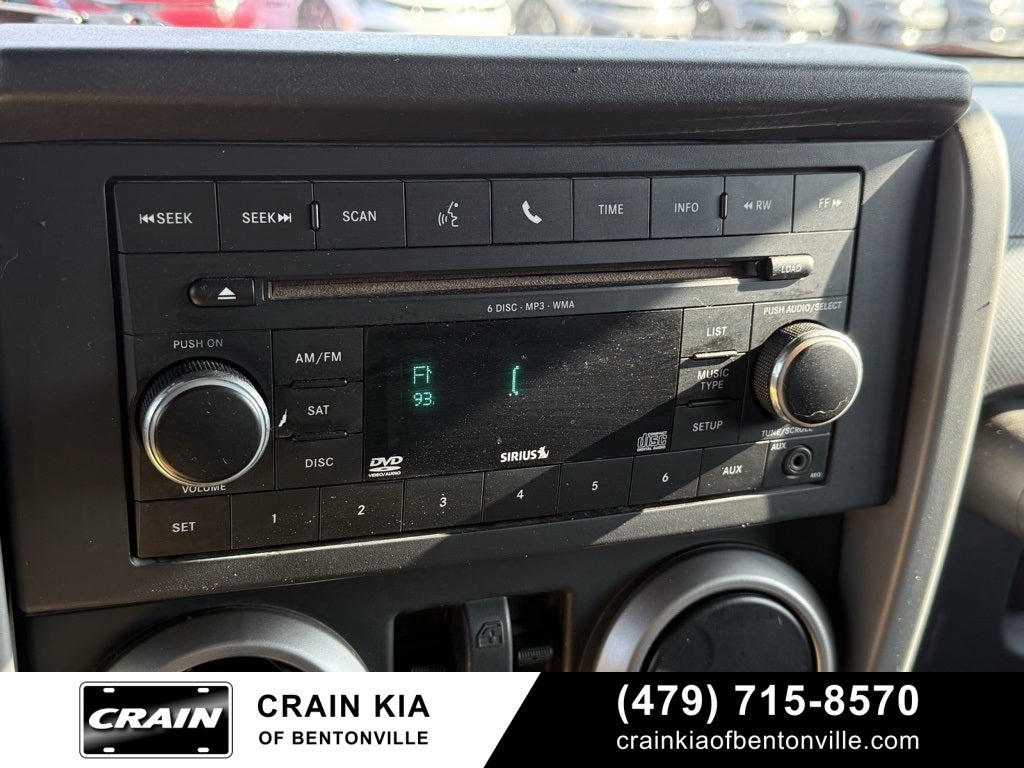 2010 Jeep Wrangler Sport - 4WD / CLEAN CARFAX