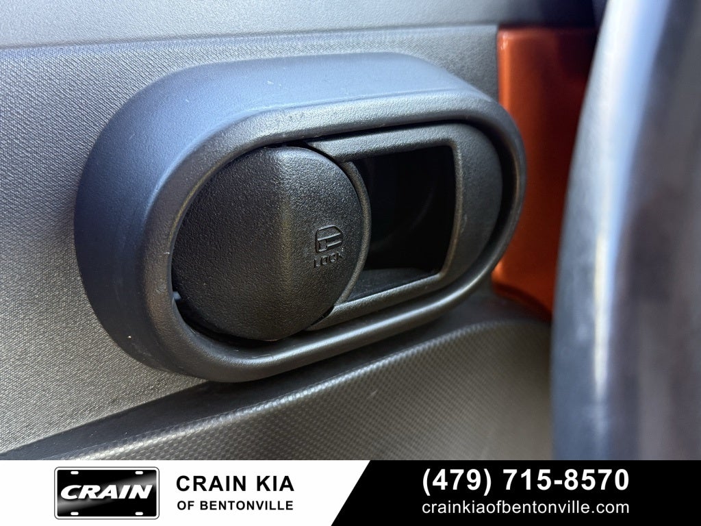 2010 Jeep Wrangler Sport - 4WD / CLEAN CARFAX