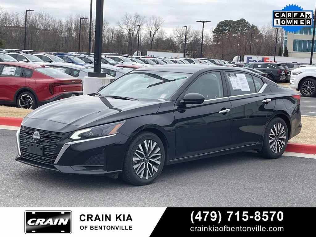 2024 Nissan Altima 2.5 SV - CLEAN CARFAX / ONE OWNER