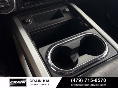 2017 Nissan Titan XD PRO-4X - 4WD / CLEAN CARFAX