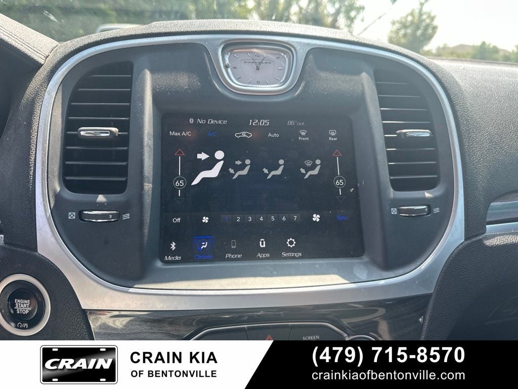 2022 Chrysler 300 Touring - CLEAN CARFAX / ONE OWNER