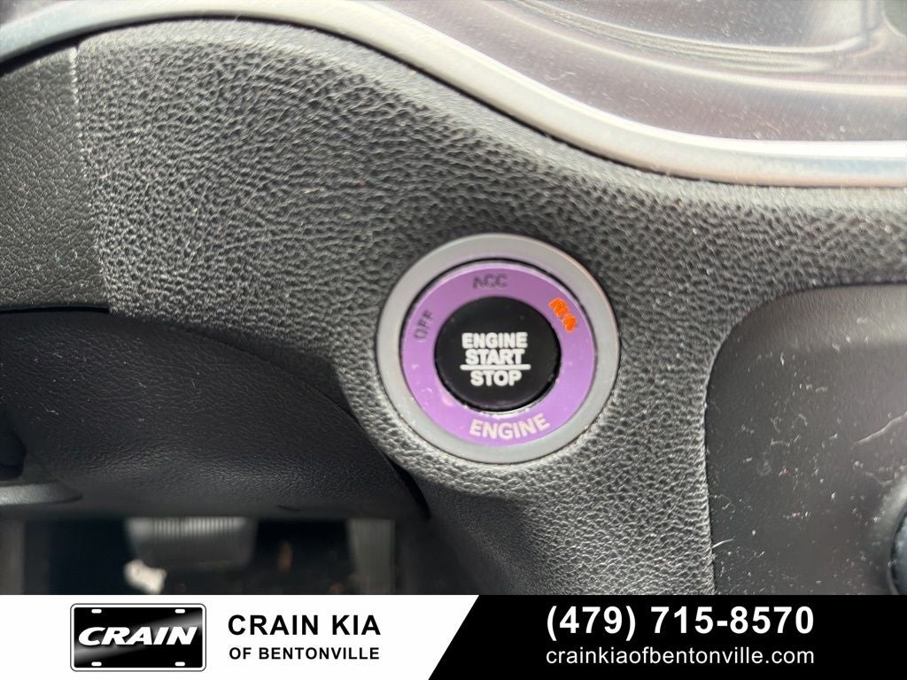 2019 Dodge Charger SXT - SUNROOF