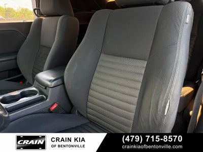 2013 Dodge Challenger SXT - CLEAN CARFAX HISTORY