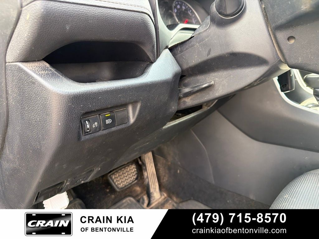 2019 Toyota RAV4 LE - AWD / CLEAN CARFAX / ONE OWNER