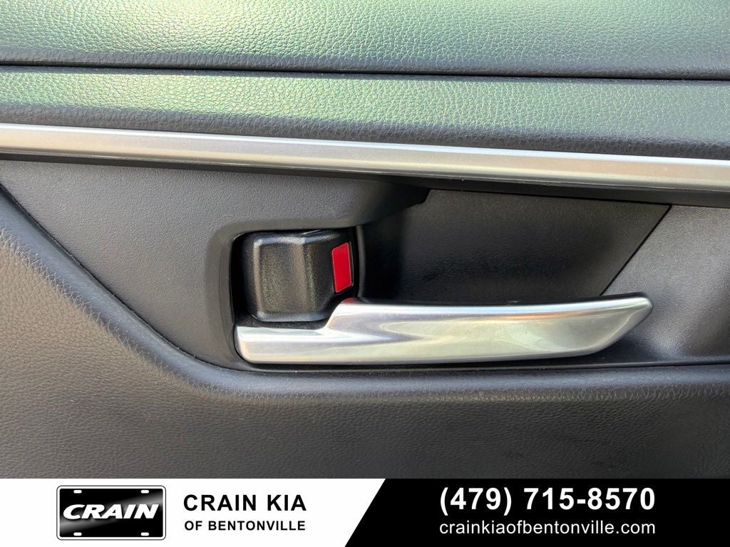 2024 Toyota RAV4 Hybrid Woodland Edition - AWD / CLEAN CARFAX / ONE OWNER