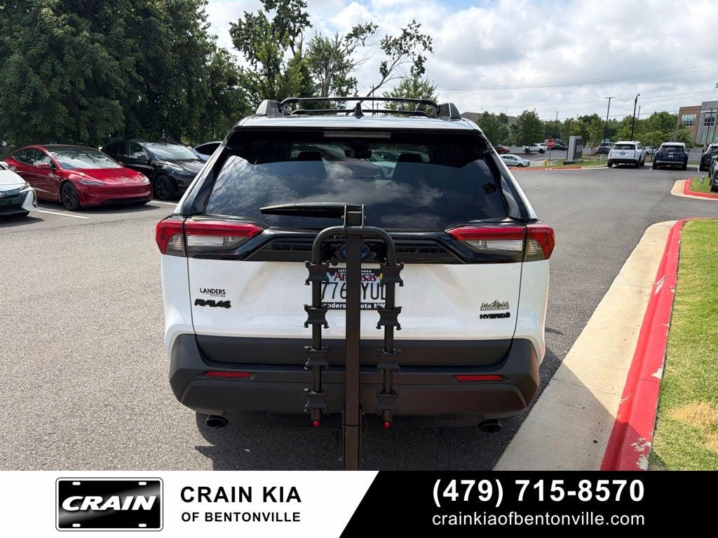2024 Toyota RAV4 Hybrid Woodland Edition - AWD / CLEAN CARFAX / ONE OWNER