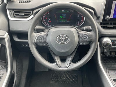2024 Toyota RAV4 XLE - CLEAN CARFAX / ONE OWNER