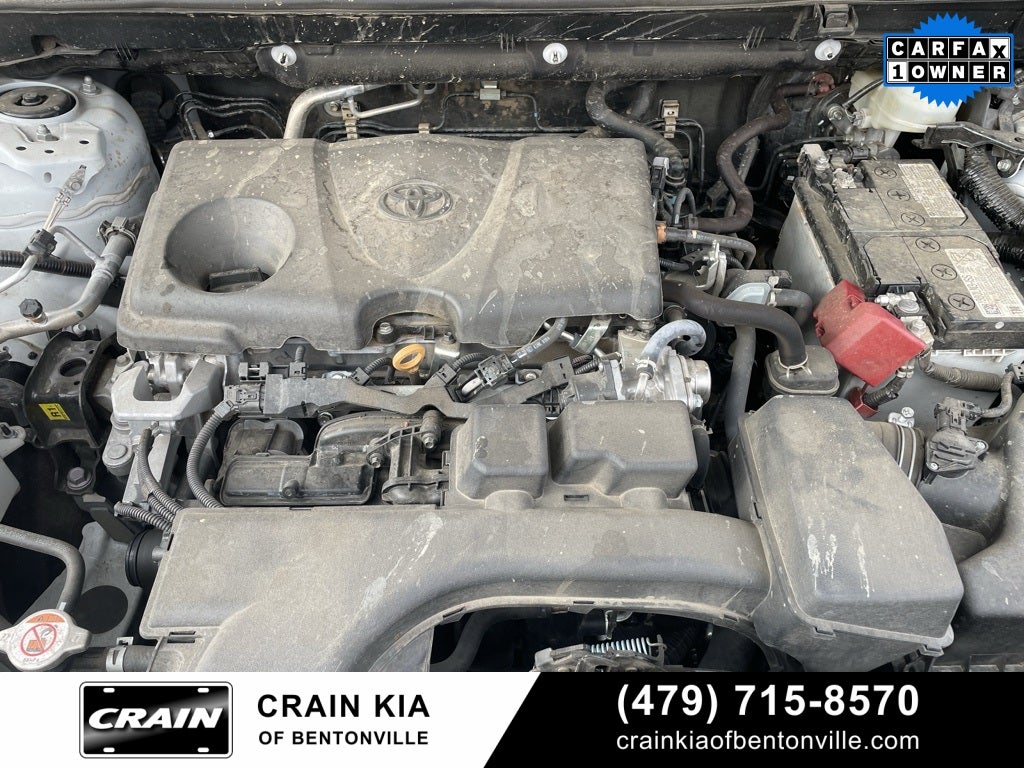 2024 Toyota RAV4 XLE - CLEAN CARFAX / ONE OWNER