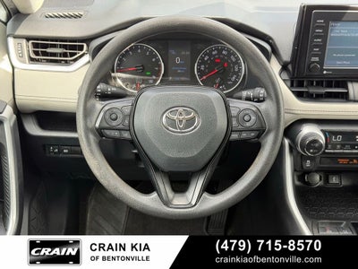 2021 Toyota RAV4 XLE - CLEAN CARFAX HISTORY