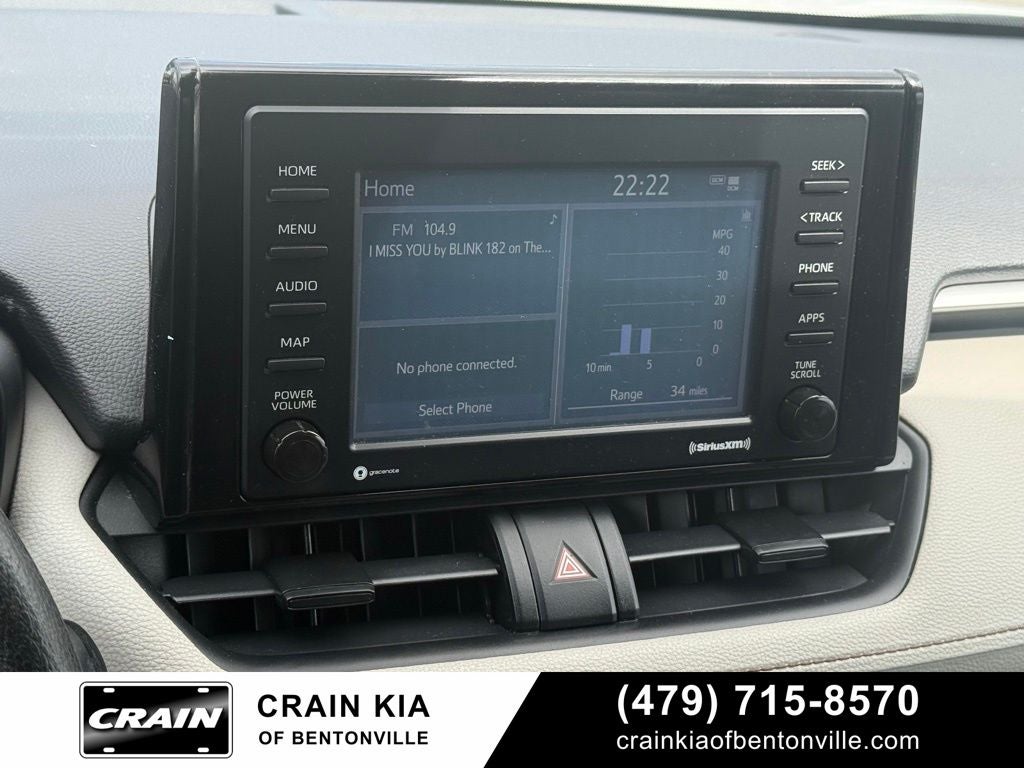 2021 Toyota RAV4 XLE - CLEAN CARFAX HISTORY
