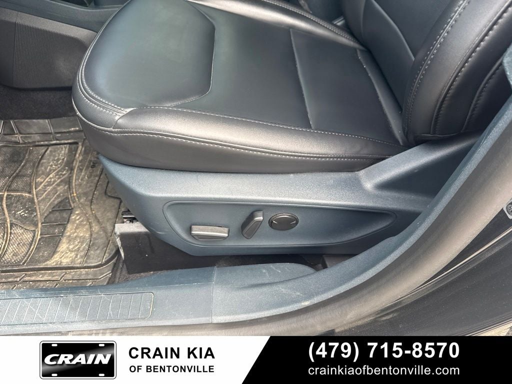 2023 Ford Maverick Lariat - AWD / CLEAN CARFAX
