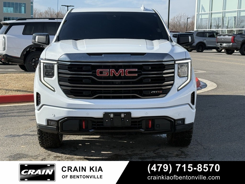 2023 GMC Sierra 1500 AT4 - 4WD / CLEAN CARFAX