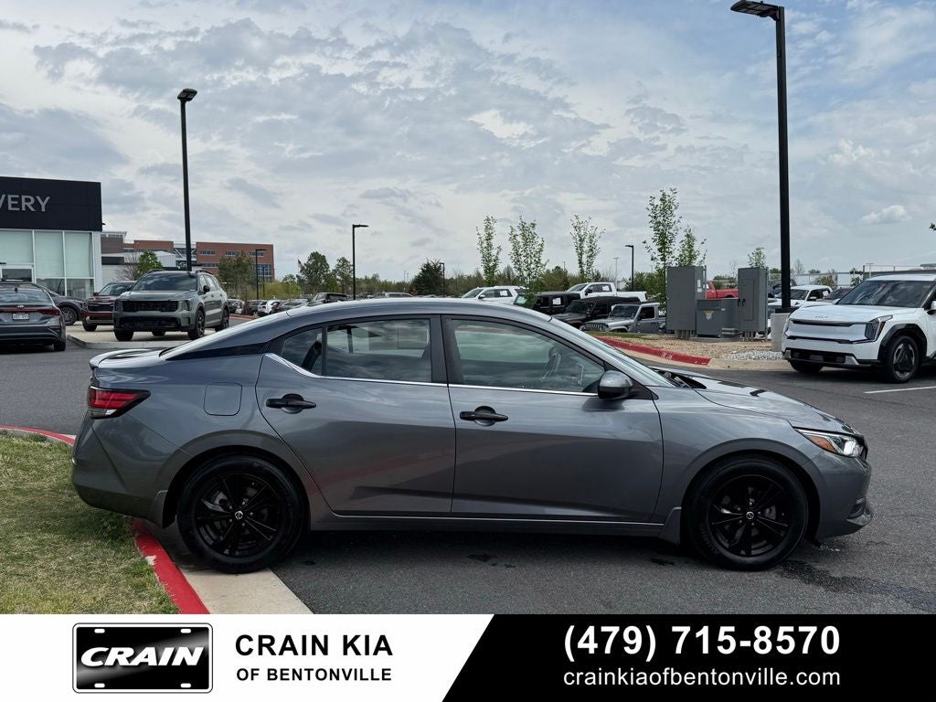 2022 Nissan Sentra SV - CLEAN CARFAX HISTORY