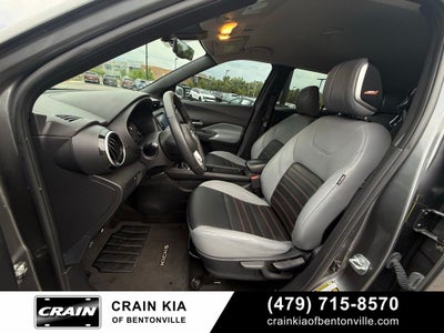 2022 Nissan Kicks SR - CLEAN CARFAX / ONE OWNER