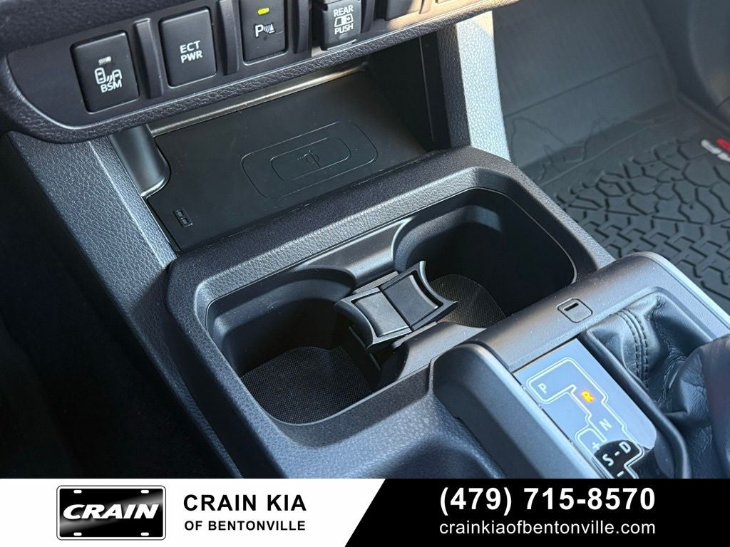 2022 Toyota Tacoma TRD Pro V6 - 4WD / SUNROOF / ONE OWNER