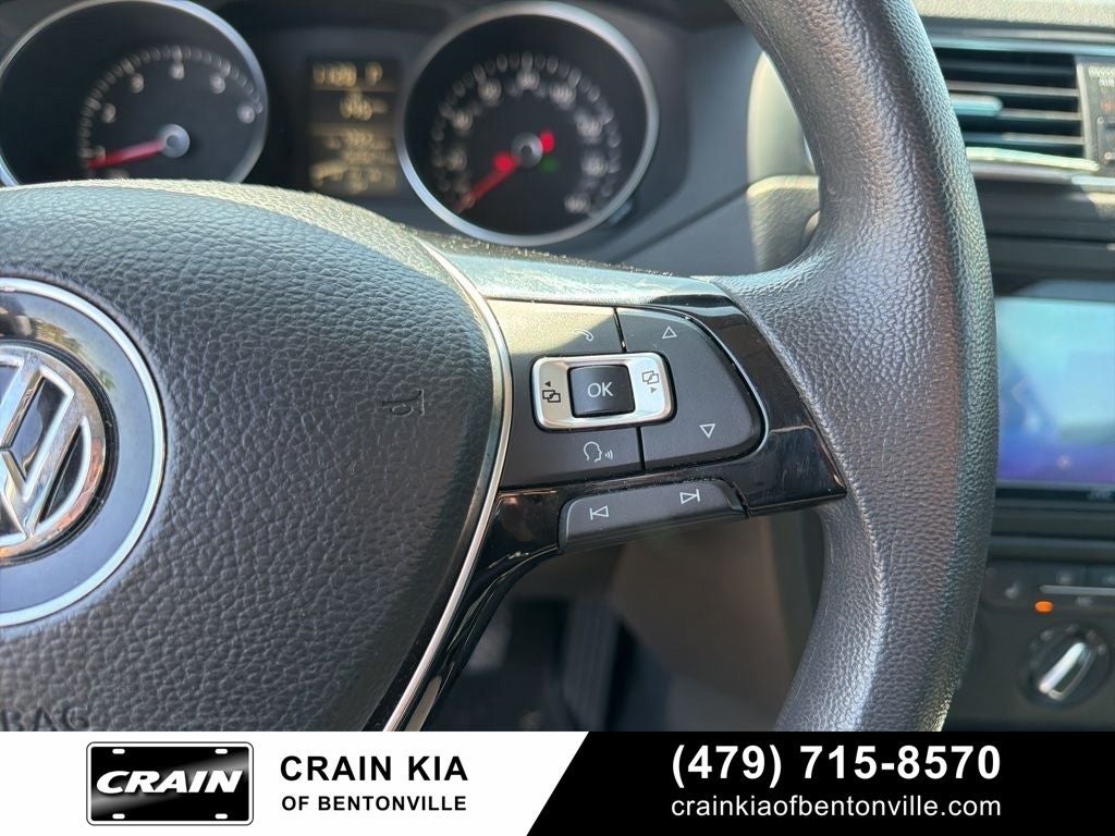 2015 Volkswagen Jetta 1.8T SE - CLEAN CARFAX