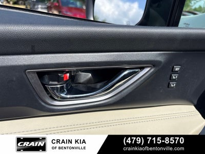 2022 Subaru Ascent Limited - AWD / PANORAMIC SUNROOF / ONE OWNER