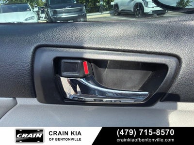 2013 Toyota Camry Hybrid XLE - SUNROOF