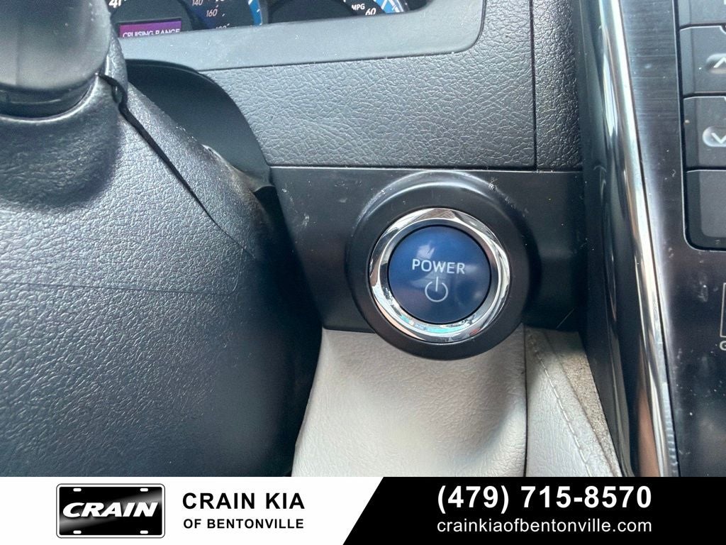 2013 Toyota Camry Hybrid XLE - SUNROOF