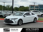 2022 Toyota Avalon Hybrid Limited - SUNROOF / CLEAN CARFAX