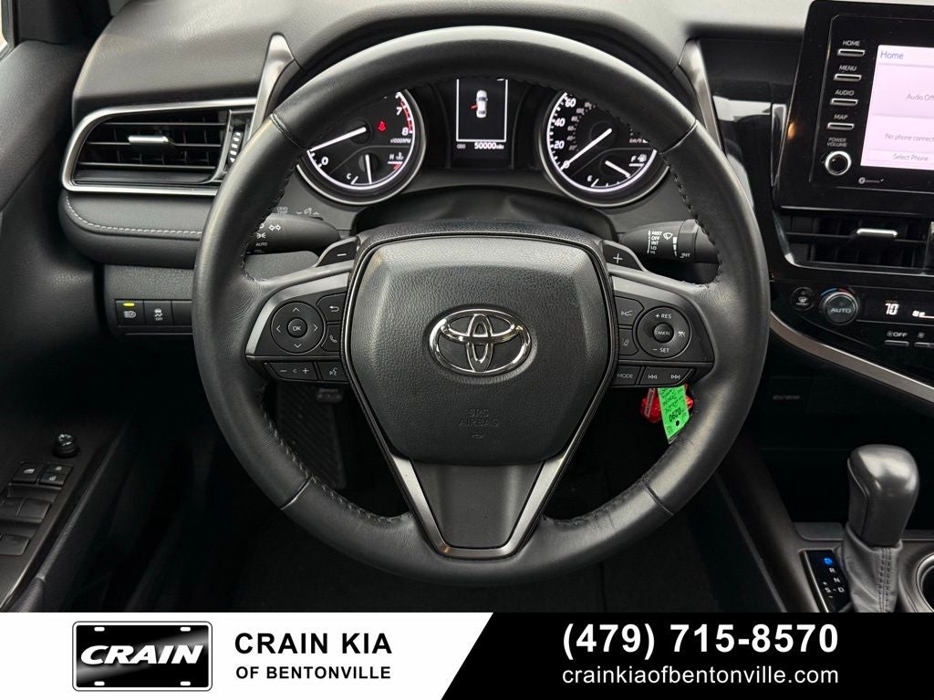 2024 Toyota Camry SE - CLEAN CARFAX / ONE OWNER