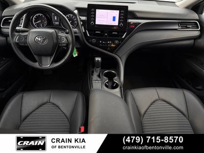 2024 Toyota Camry SE - CLEAN CARFAX / ONE OWNER