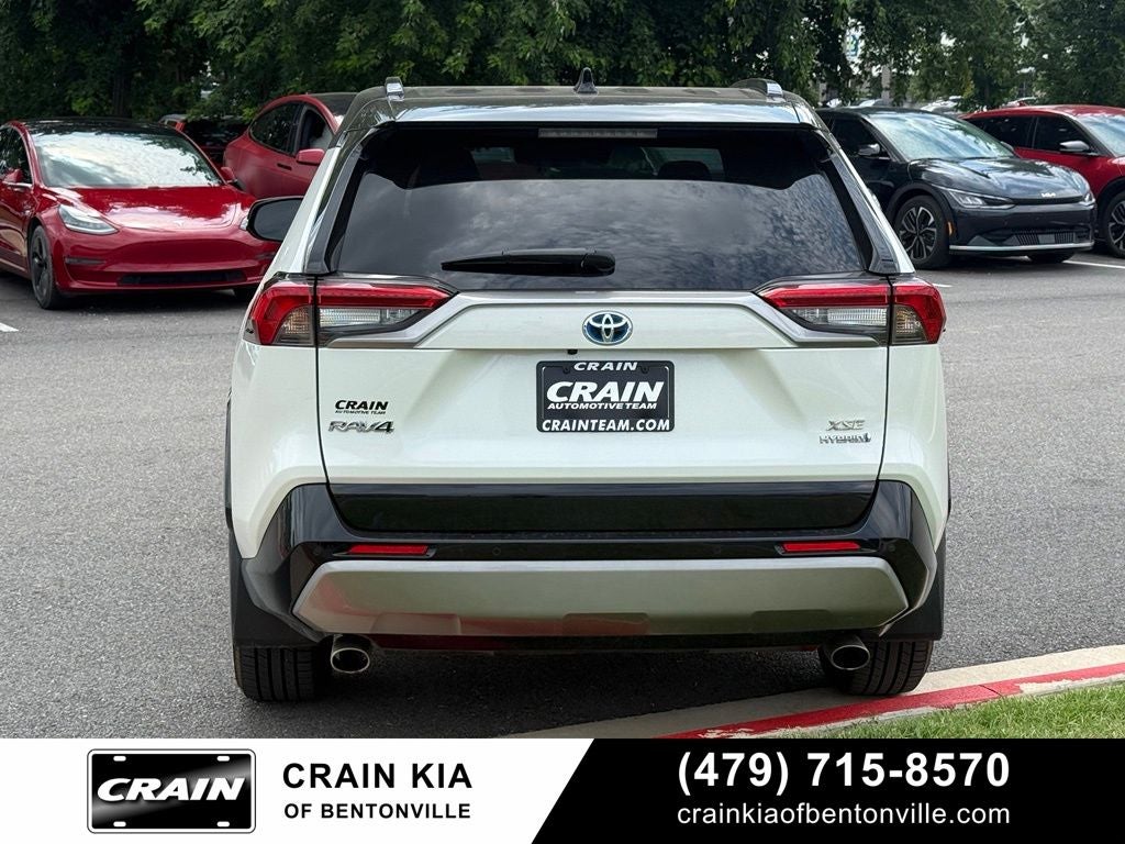 2022 Toyota RAV4 Hybrid XSE - AWD / PANORAMIC SUNROOF / ONE OWNER
