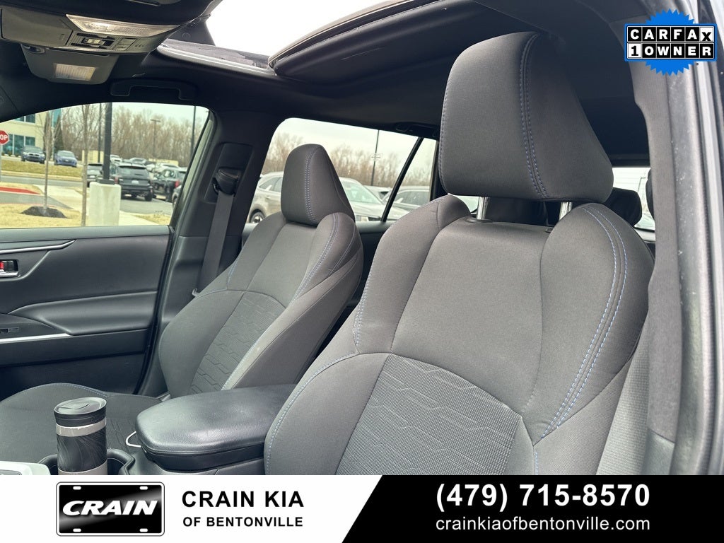 2024 Toyota RAV4 Hybrid SE - AWD / SUNROOF / CLEAN CARFAX / ONE OWNER