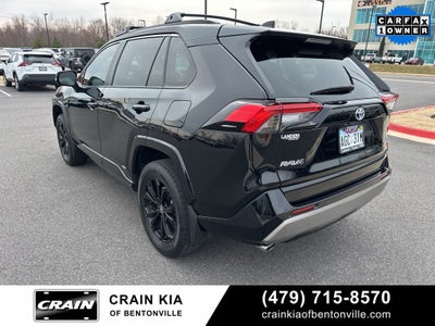 2024 Toyota RAV4 Hybrid SE - AWD / SUNROOF / CLEAN CARFAX / ONE OWNER