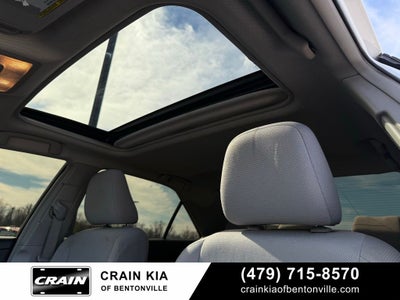 2014 Toyota Camry XLE - SUNROOF