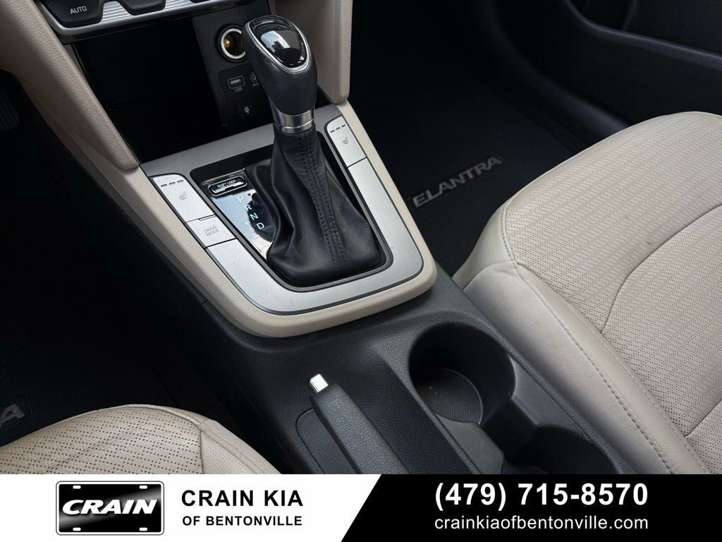 2020 Hyundai ELANTRA Limited - SUNROOF / CLEAN CARFAX