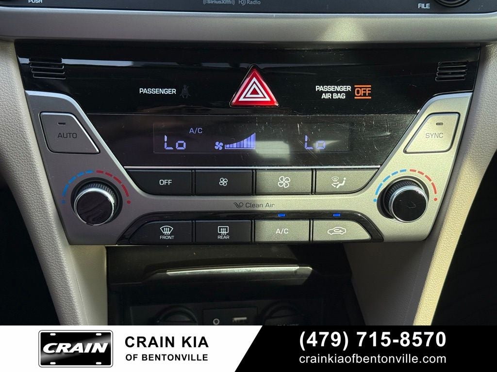 2017 Hyundai ELANTRA SE