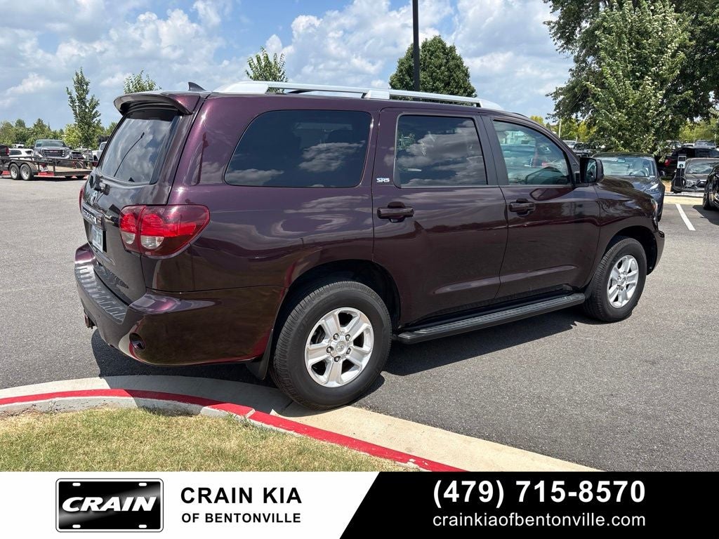 2018 Toyota Sequoia SR5 5.7L V8 - 4WD / SUNROOF