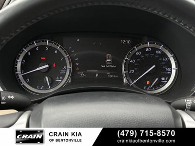 2022 Toyota Highlander XLE - SUNROOF / CLEAN CARFAX / ONE OWNER