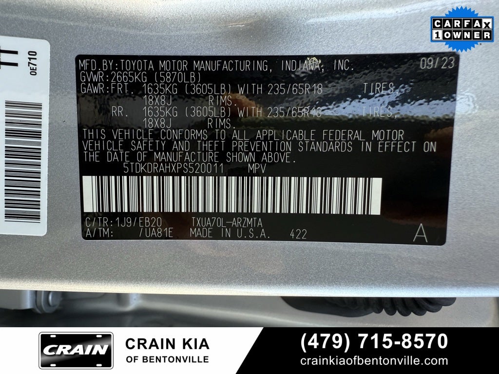 2023 Toyota Highlander XLE - SUNROOF / CARFAX ONE OWNER