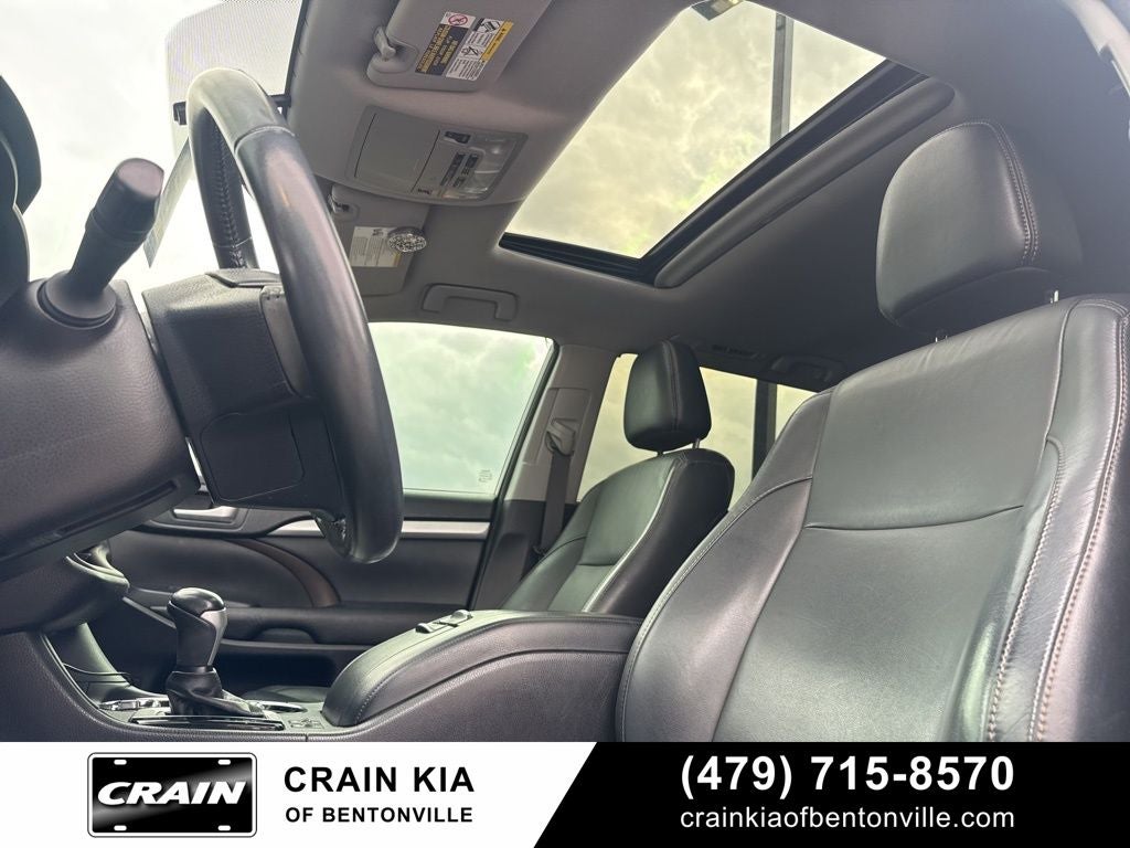 2016 Toyota Highlander XLE V6 - SUNROOF / CLEAN CARFAX / 3RD ROW