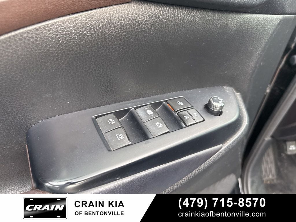 2016 Toyota Highlander XLE V6 - SUNROOF / CLEAN CARFAX / 3RD ROW