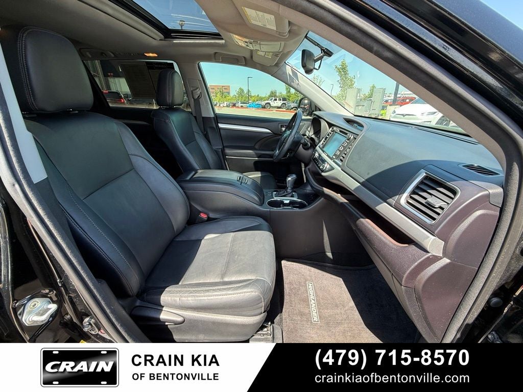 2016 Toyota Highlander XLE V6 - SUNROOF / CLEAN CARFAX / 3RD ROW