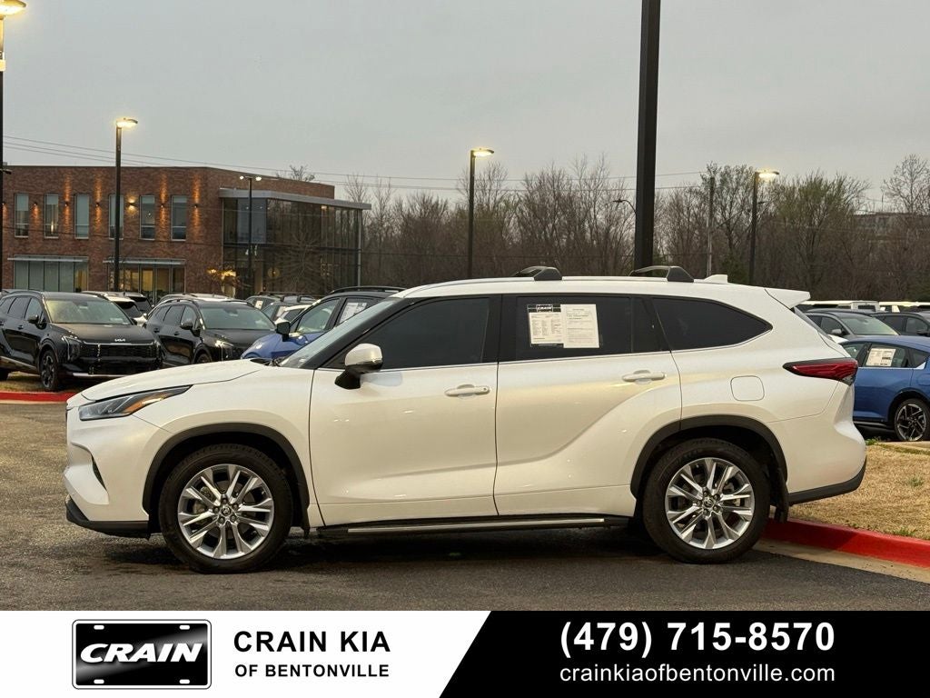 2022 Toyota Highlander Limited - SUNROOF / CLEAN CARFAX / ONE OWNER