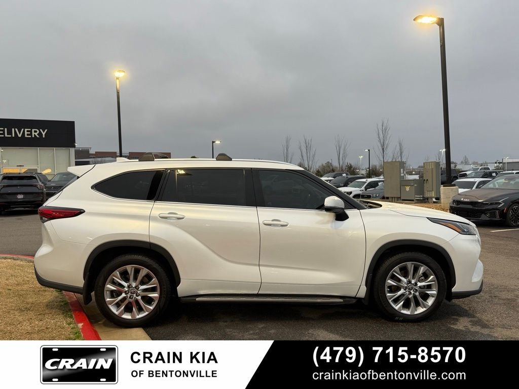 2022 Toyota Highlander Limited - SUNROOF / CLEAN CARFAX / ONE OWNER