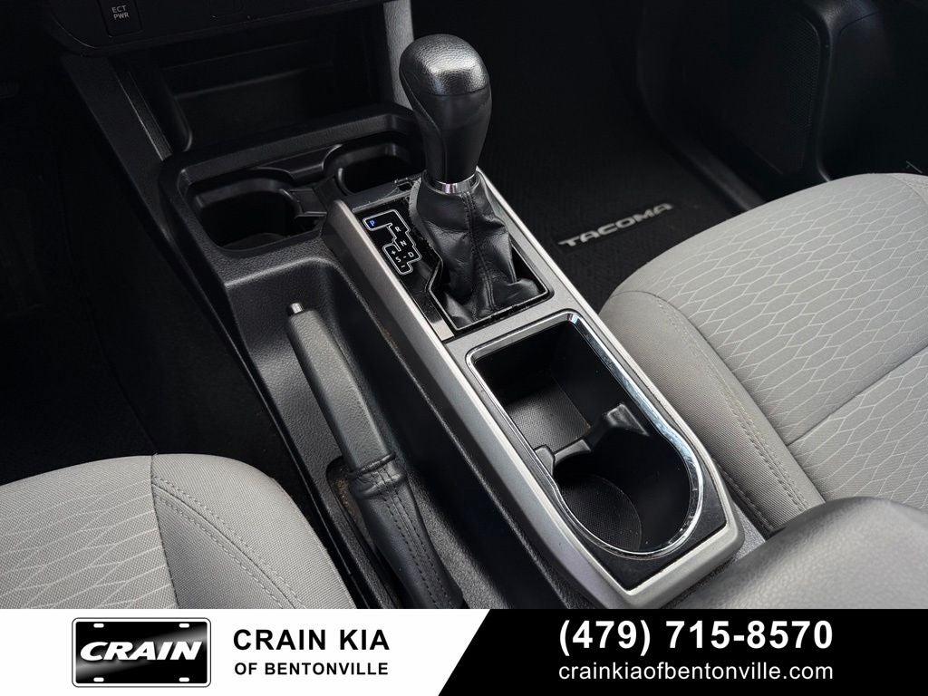 2016 Toyota Tacoma SR5 V6 - CARFAX ONE OWNER
