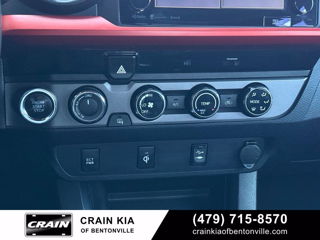 2017 Toyota Tacoma TRD Sport V6 - 4WD